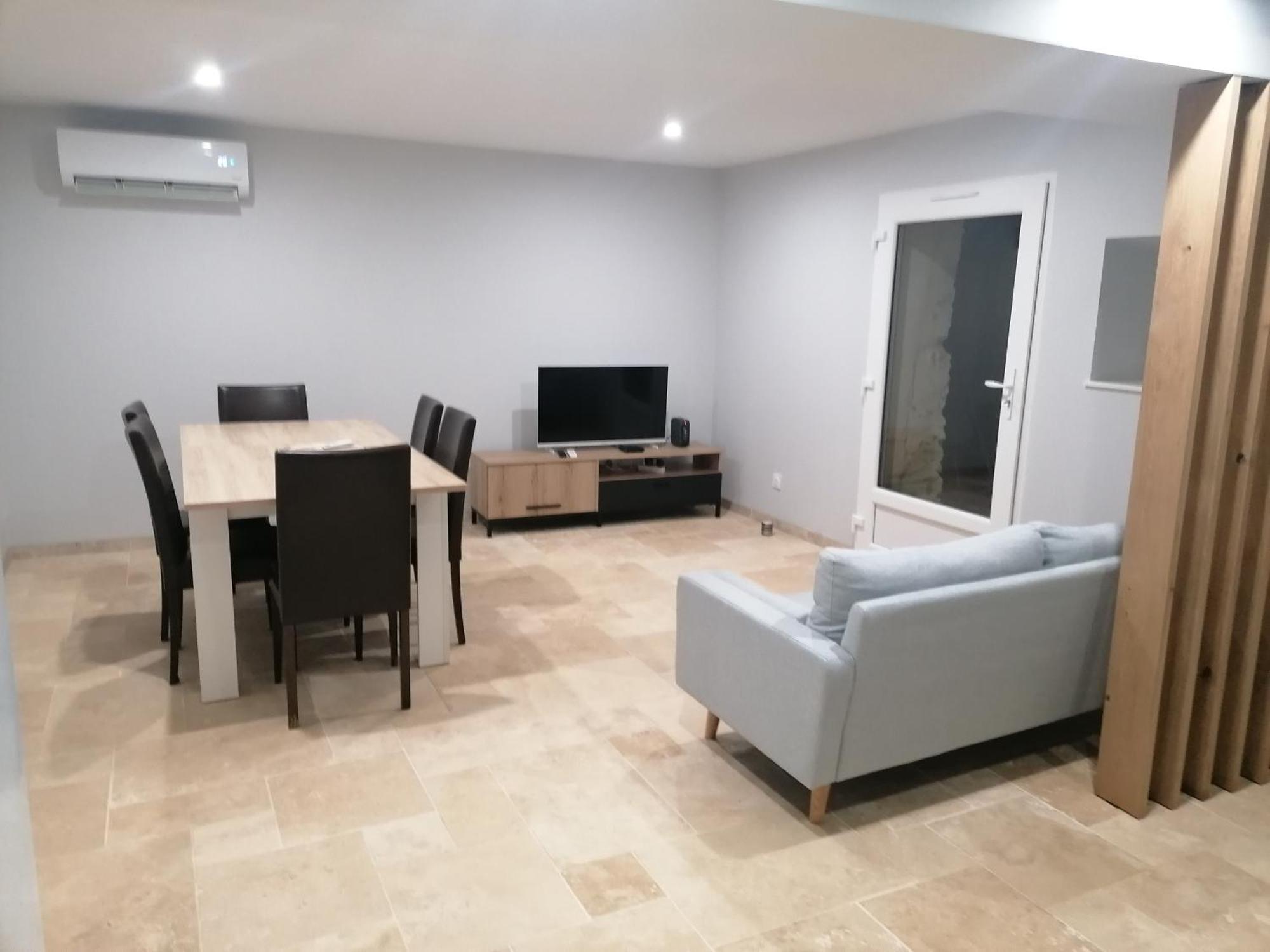 Appartement En Plein Coeur De Contres Le Controis-en-Sologne Eksteriør billede